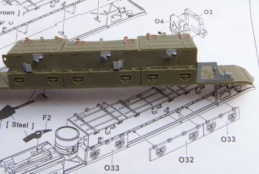 1:35 M42A1 Duster - front of the right fender