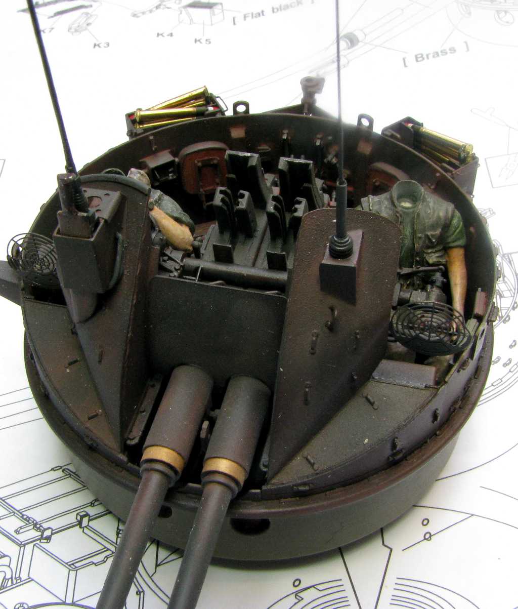 1:35 M42A1 Duster - łoże uzbrojenia głównego